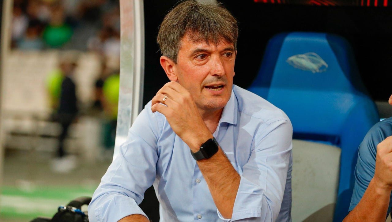 El Villarreal despide a Pacheta