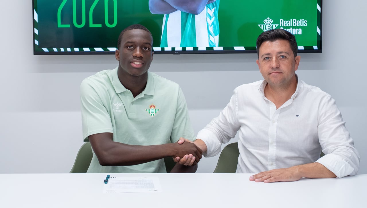El Betis hace oficial un fichaje de presente y de futuro: Daouda Traoré refuerza al Betis Deportivo