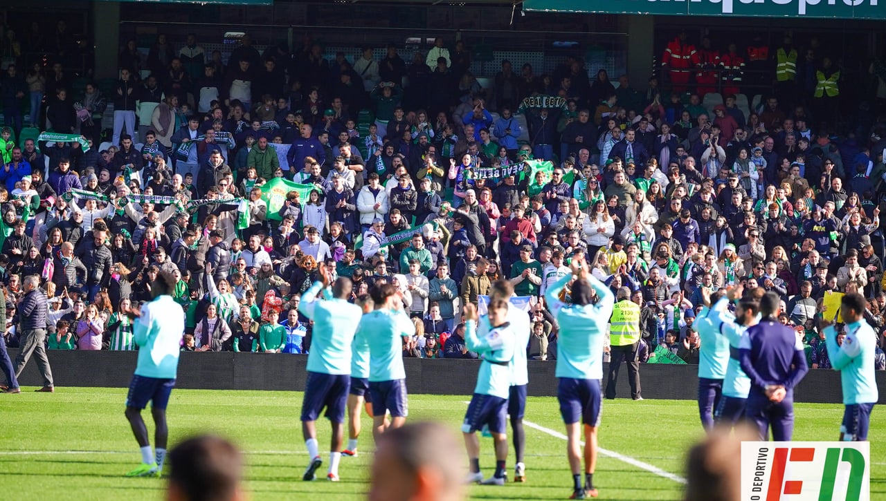 El Betis le hace un regalo a su afición: fecha y hora del entrenamiento a puerta abierta  