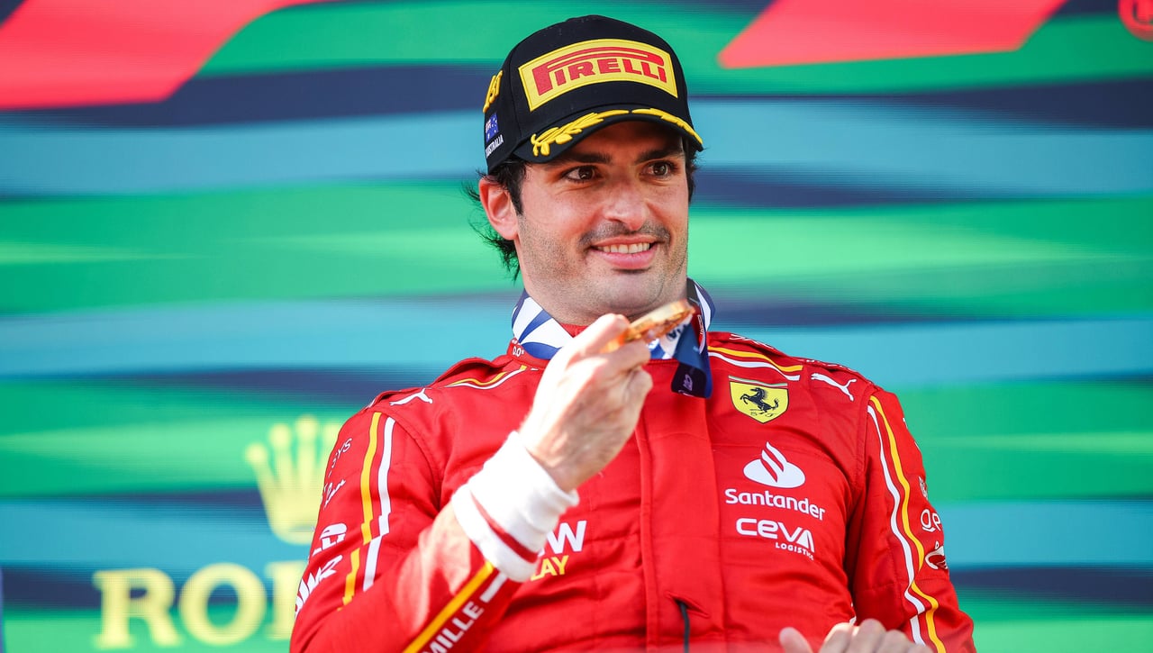 Mercedes apunta a Carlos Sainz