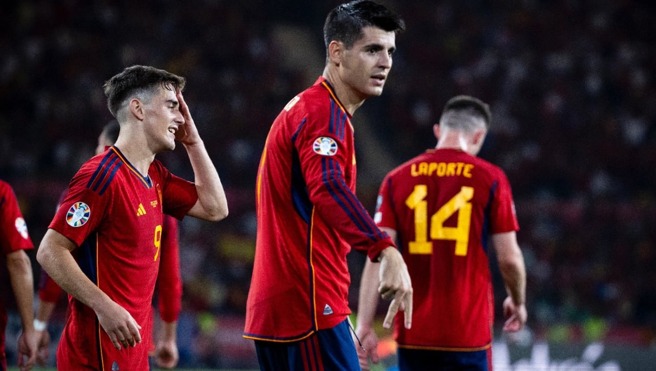 España 2-0 Escocia: ¡Eurocopa a la vista!