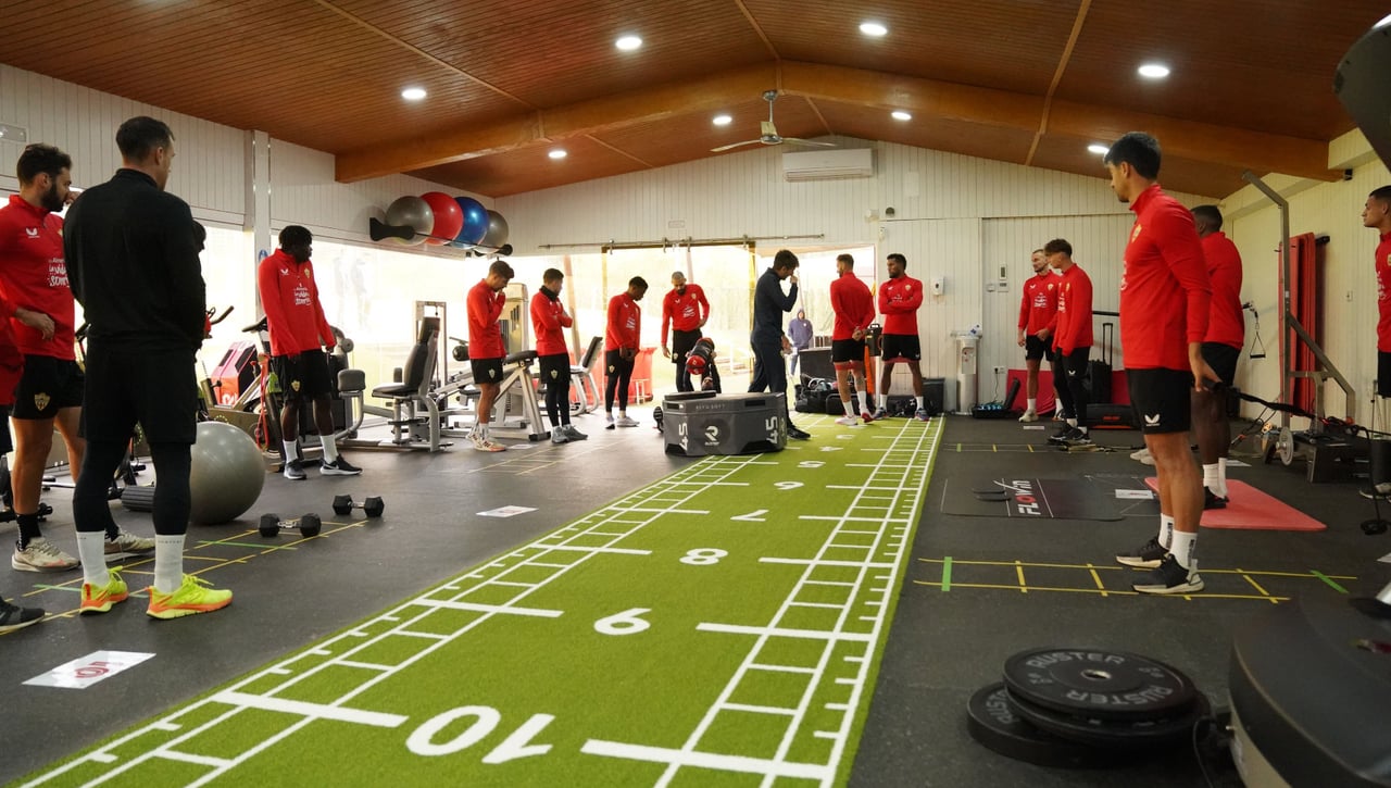 El único jugador del Almería con el futuro en el aire