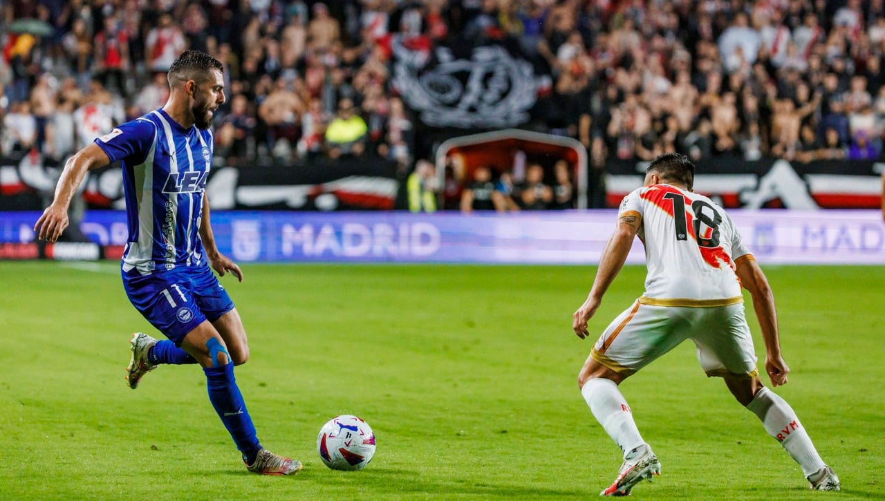 Alavés - Rayo Vallecano: Horario, canal y dónde ver en TV y online hoy el partido de la jornada 28 de LaLiga