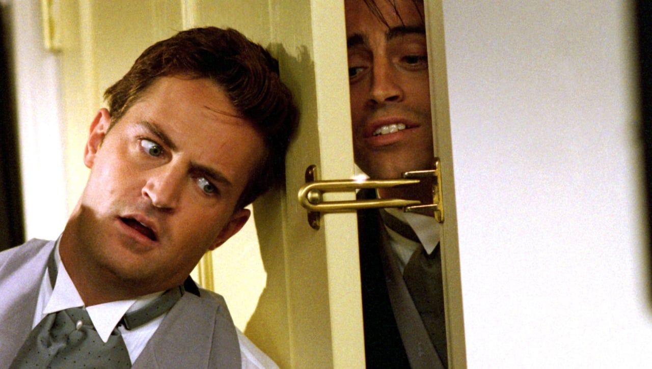 Sale a la luz la autopsia de Matthew Perry y el motivo por el que los actores de 'Friends' guardan silencio