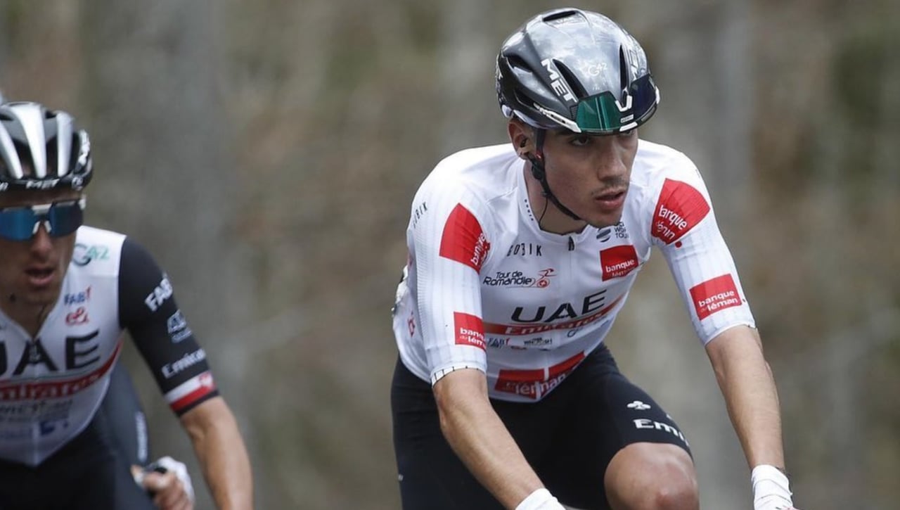 Juan Ayuso alza la voz y señala a Pogacar