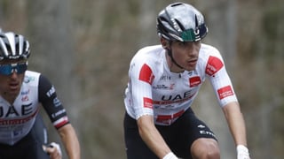 Juan Ayuso alza la voz y señala a Pogacar