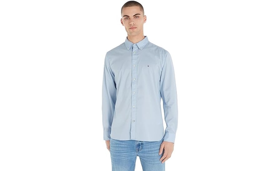 El chollo del día es esta camisa Tommy Hilfiger a mitad de precio