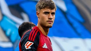 Contactos para cerrar a Hugo Rincón