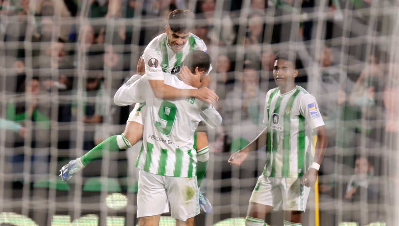 La 'cláusula del miedo' con Borja Iglesias y las odiosas comparaciones