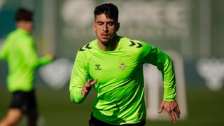 Dos noticias buenas y seis malas en la lista de convocados del Betis