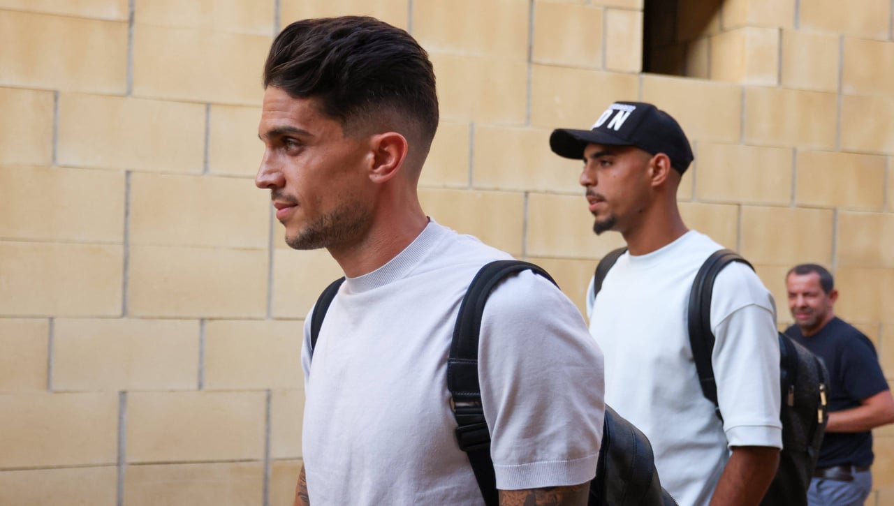 Raíllo, Vitao, Alderete, Chadi Riad, Bartra, Pezzella... Los planes del Betis en el centro de la defensa