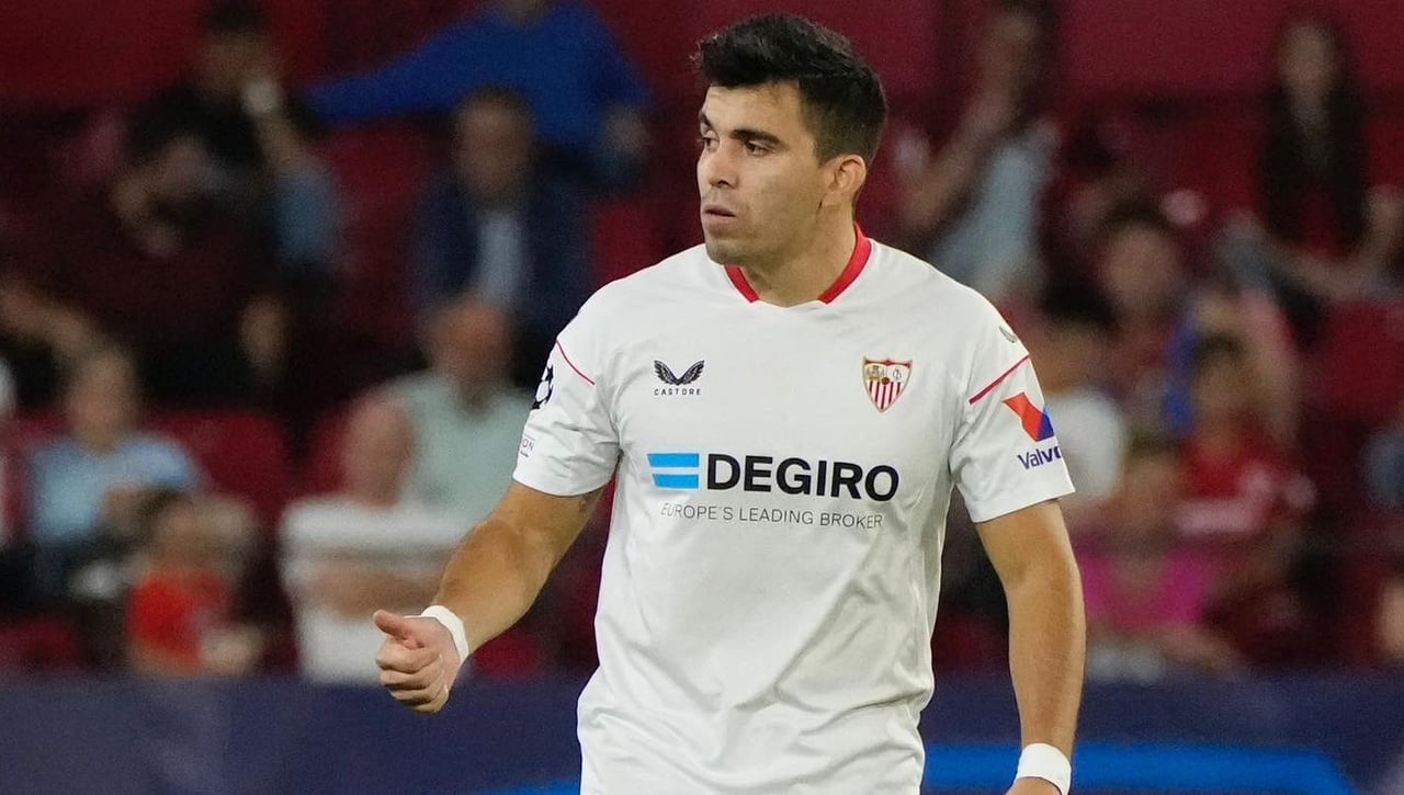 El calentón de Acuña tras el Sevilla-Girona: separado por Dmitrovic y apercibido de sanción 