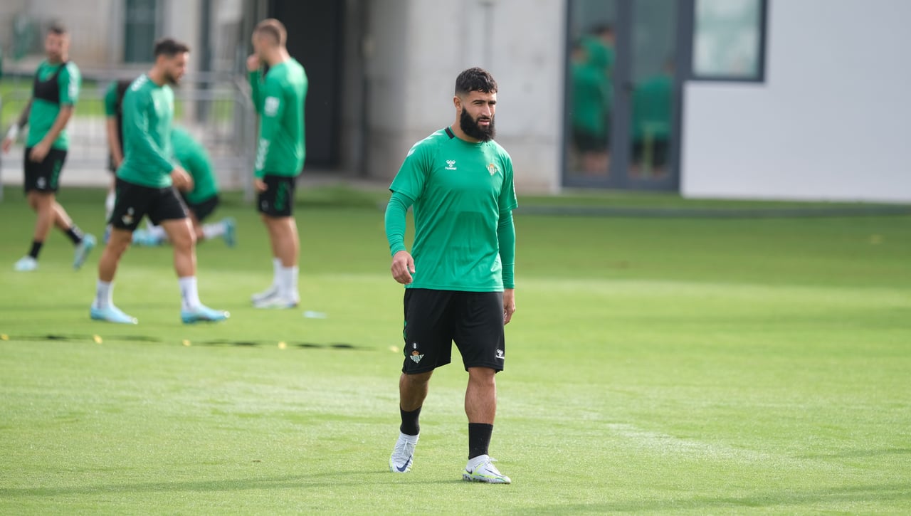 Fekir, la nota de color en una mañana gris