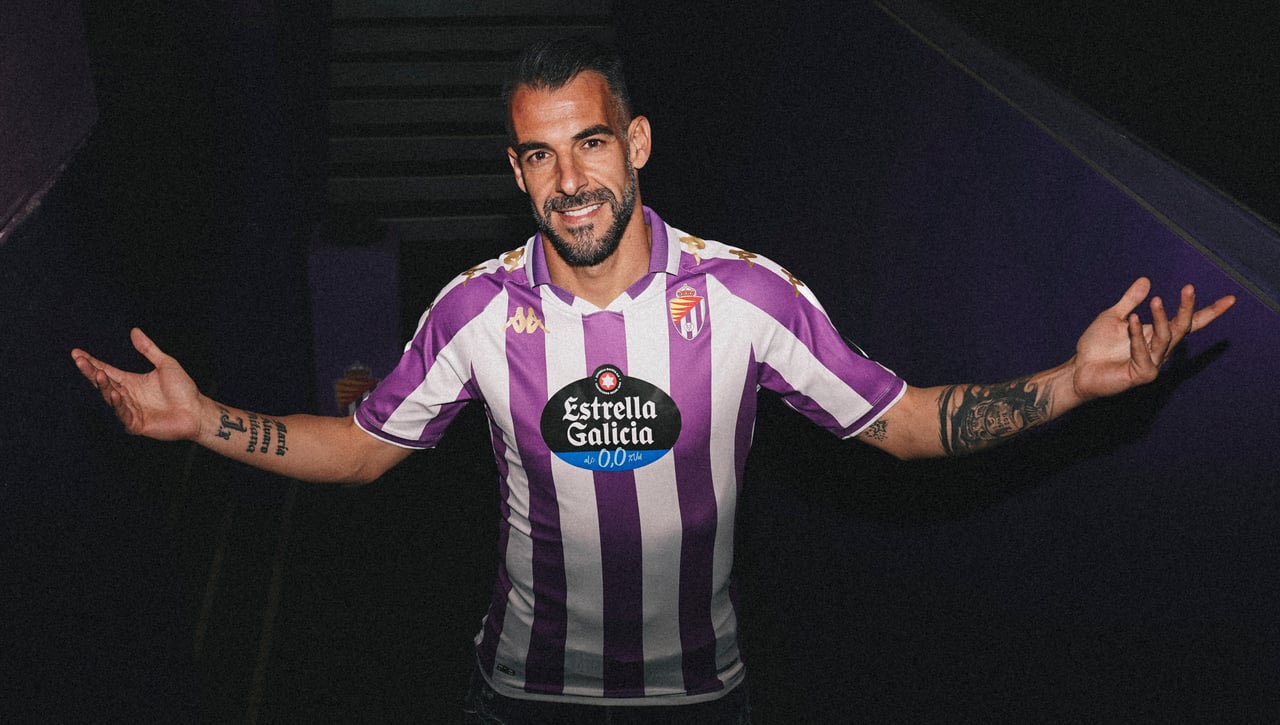 Álvaro Negredo buscará nuevo equipo en el mercado tras subir con el Valladolid