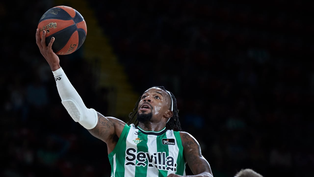 78-83: Jones y el juego interior dan la victoria al Valencia sobre el Betis