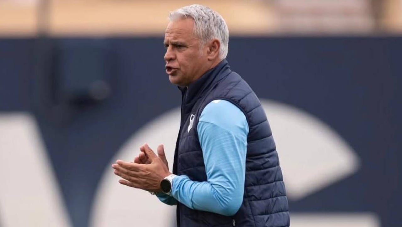 Manu Molina confía en Pellicer y apuesta por su continuidad en el Málaga