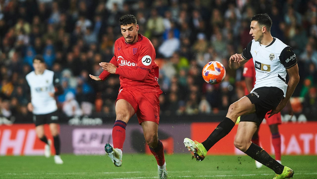 Cañizares compara al Valencia y al Sevilla: "Aquí la gente está anestesiada"