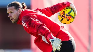 Problema para Nyland, "crisis en Noruega" y sorprendente oportunidad en el Greuther Fürth: movimientos en la portería del Sevilla FC