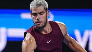 Alcaraz – Bergs: Horario, canal y dónde ver en TV y online el partido de Carlos Alcaraz en el ATP Tokio 2025