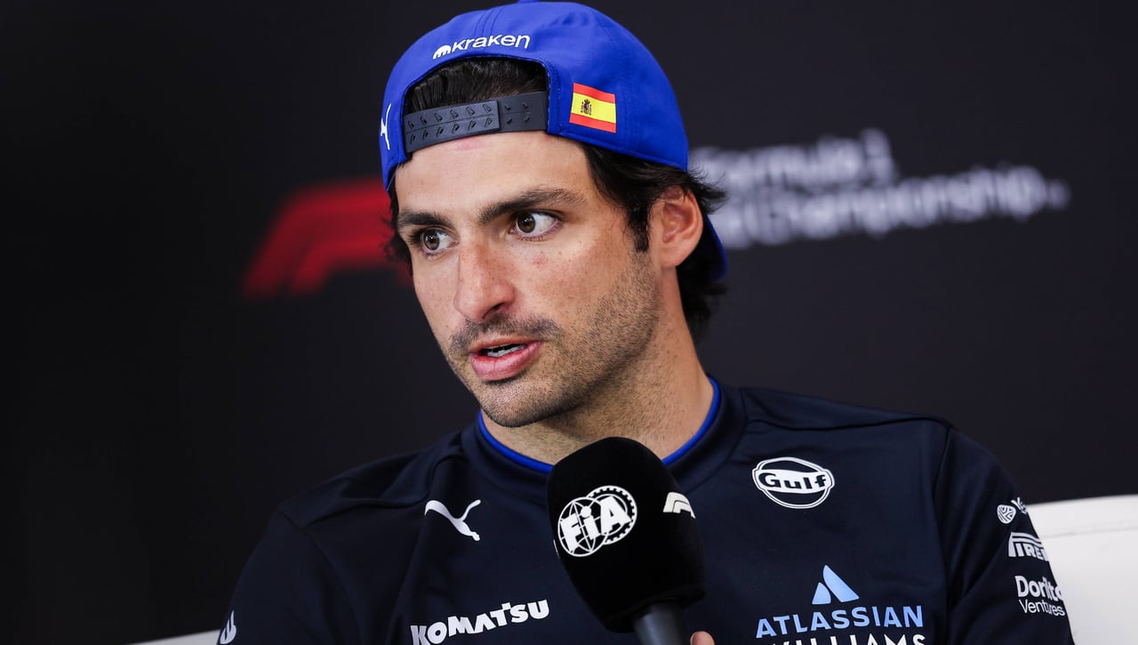 Carlos Sainz: "A veces sucede esta mierda"