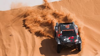 Variawa brilla, Al-Attiyah mantiene el liderato y Sainz y Roma no encuentran el tino