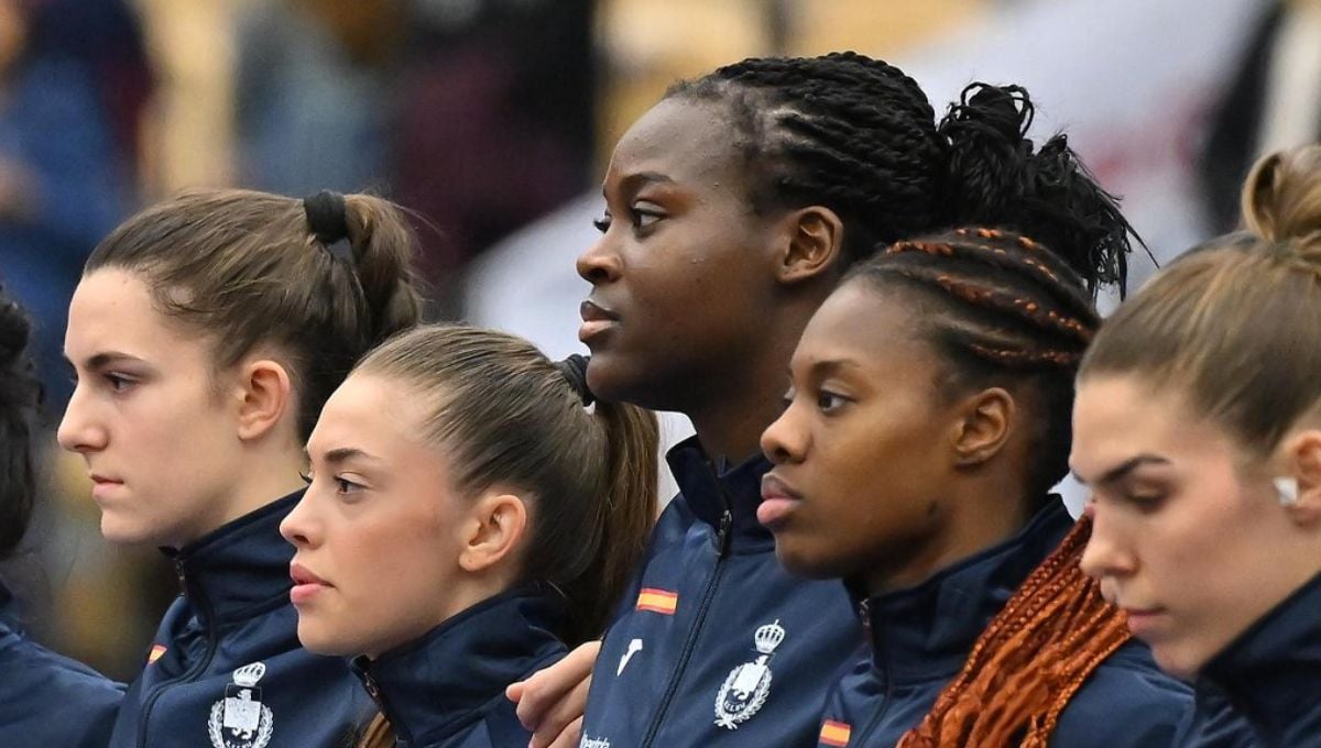 La selección española femenina de balonmano tuvo también que luchar en el Mundial contra ataques racistas y xenófobos: "No vamos a parar y seguiremos hasta el final"