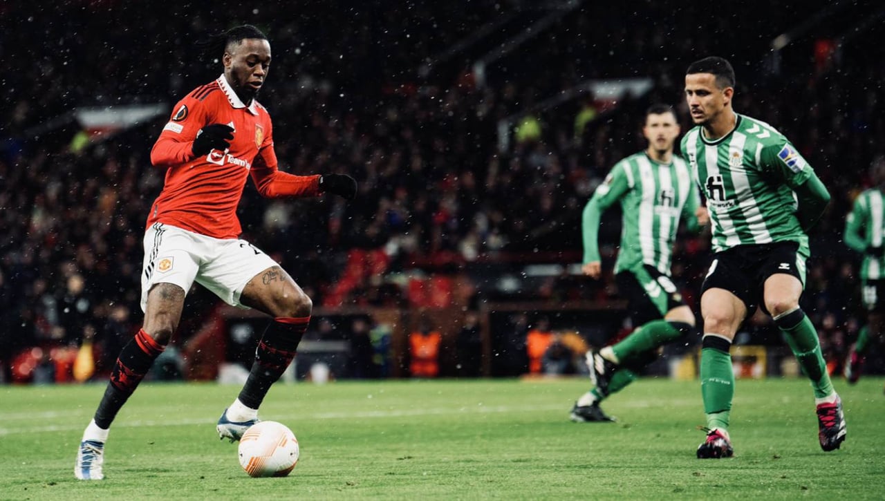 El Manchester United se juega el pase a cuartos y la venta del club