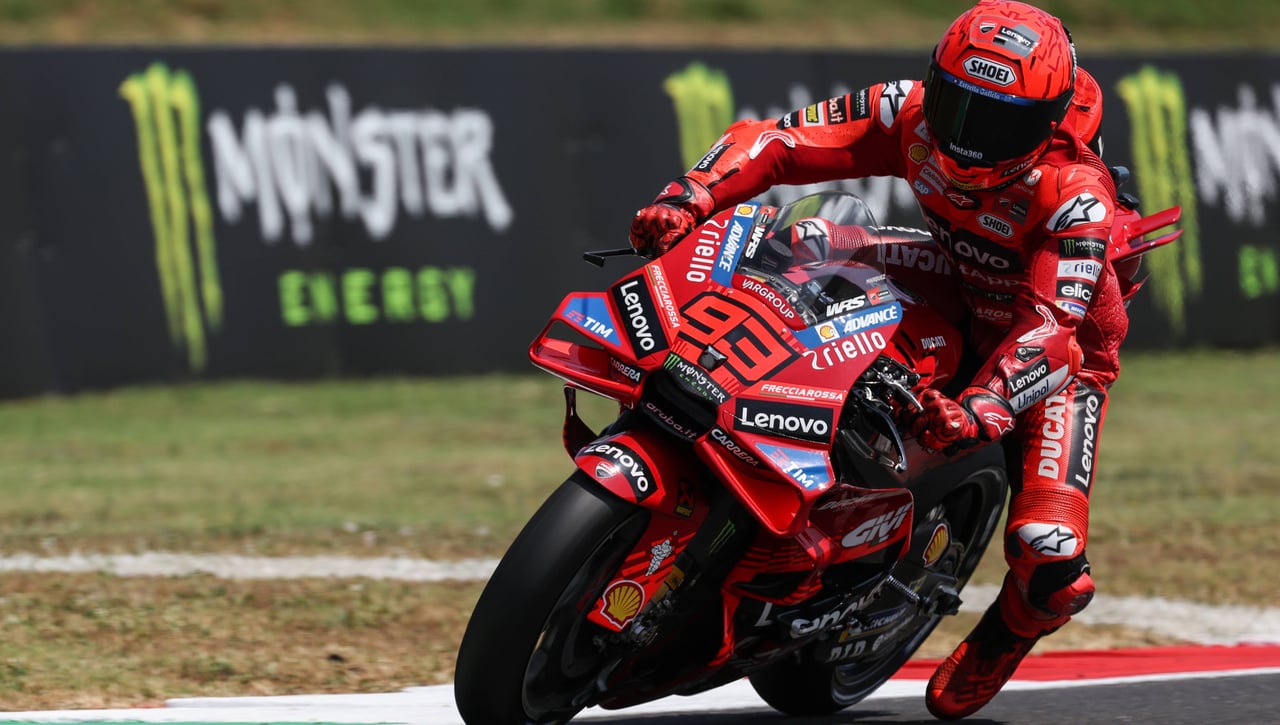 Los Márquez le dan una lección a Bagnaia en Mugello