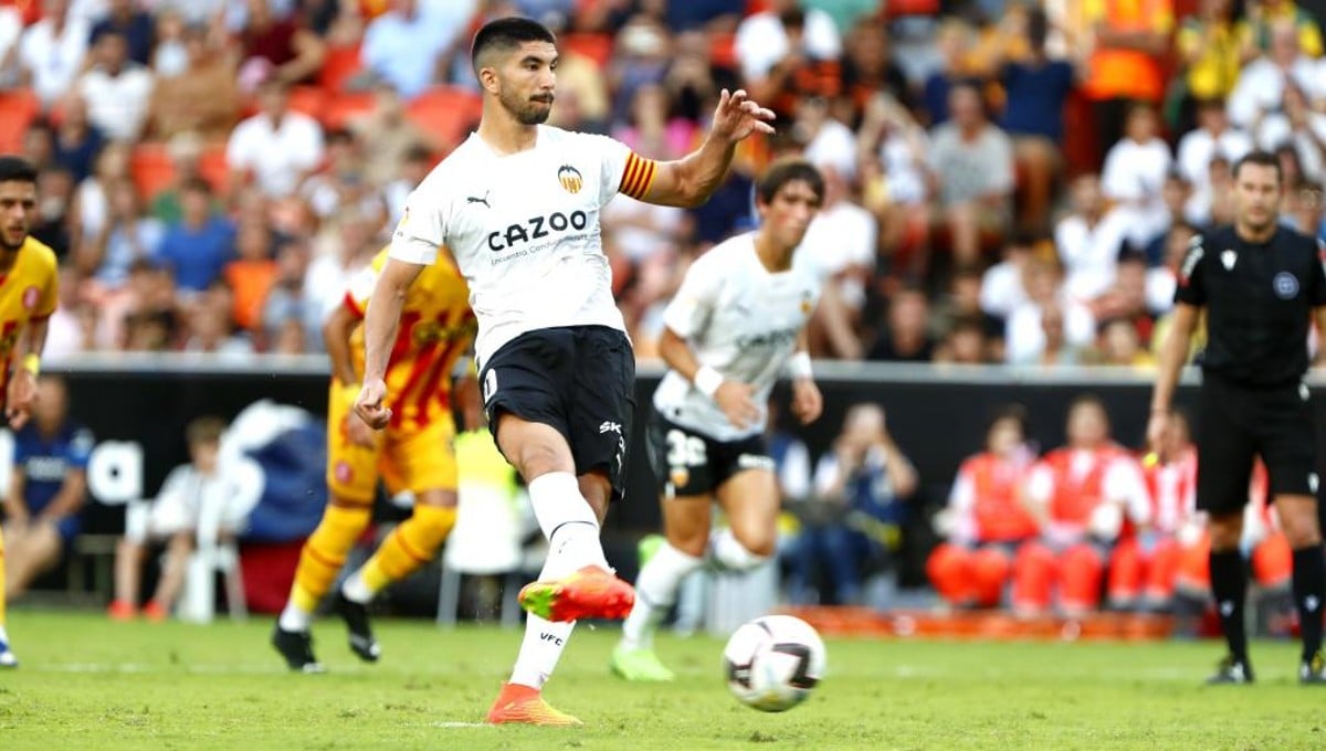 Giro radical en el futuro de Carlos Soler en Valencia