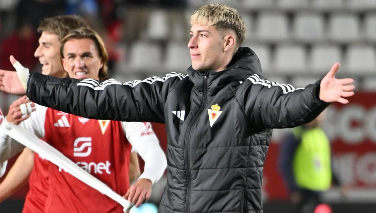 La inagotable presión de Toral para vestir de verdiblanco