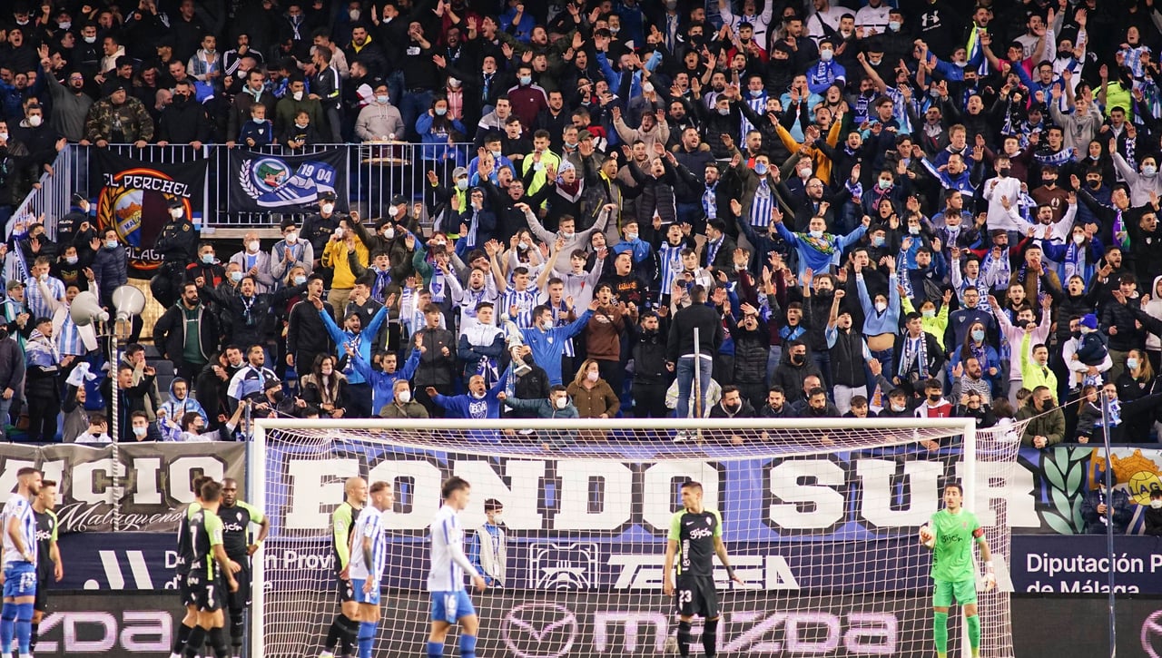 El Málaga a por un nuevo delantero