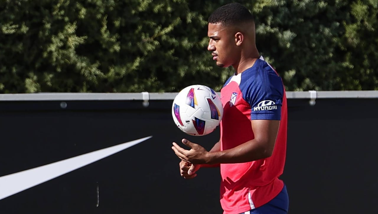 Se confirman las malas noticias con Samu Lino en el Atlético