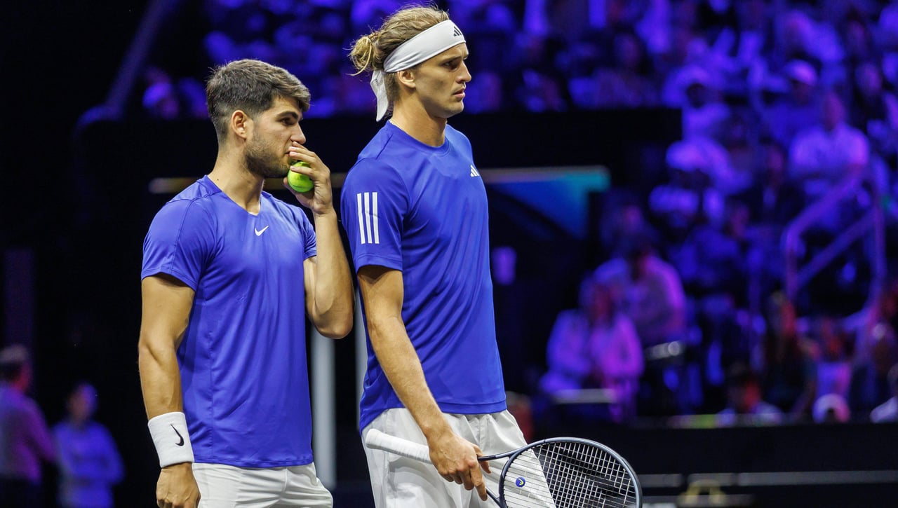 Zverev echa el resto para batir a Alcaraz y Sinner