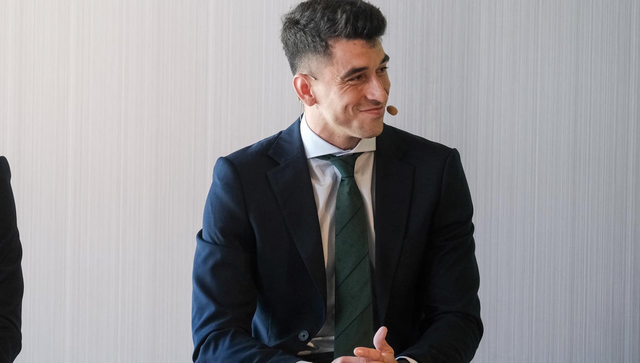 Marc Roca, su "ambición" por la Champions y la opción de seguir muchos años