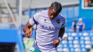 Etta Eyong piensa en la Selección española