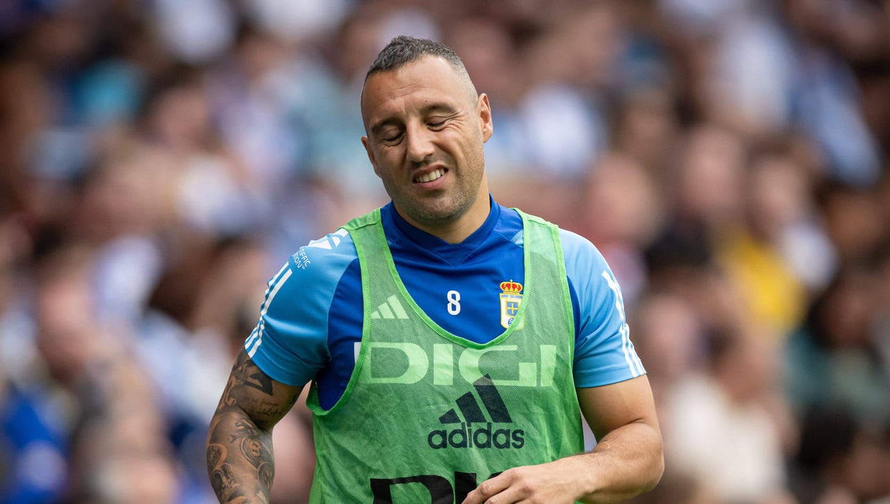 Duro golpe al Oviedo en la previa del derbi asturiano