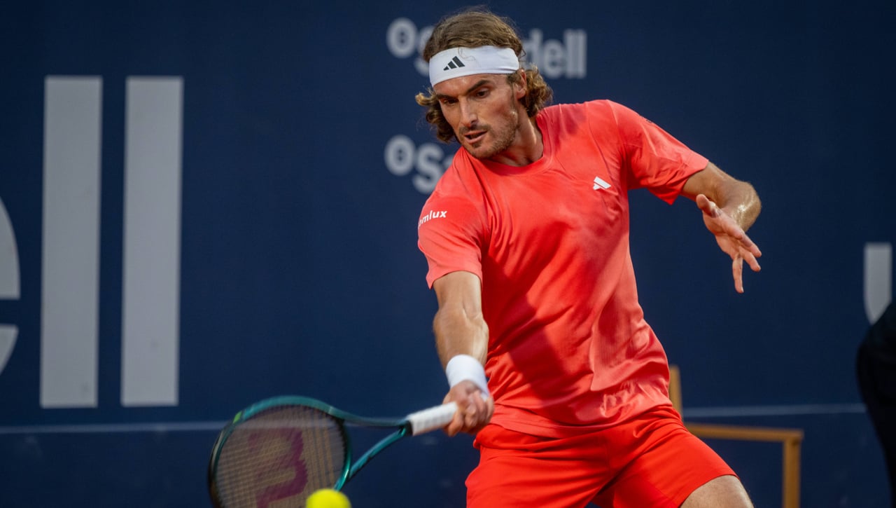 Tsitsipas se salva de milagro