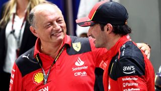 Ferrari insiste con Carlos Sainz