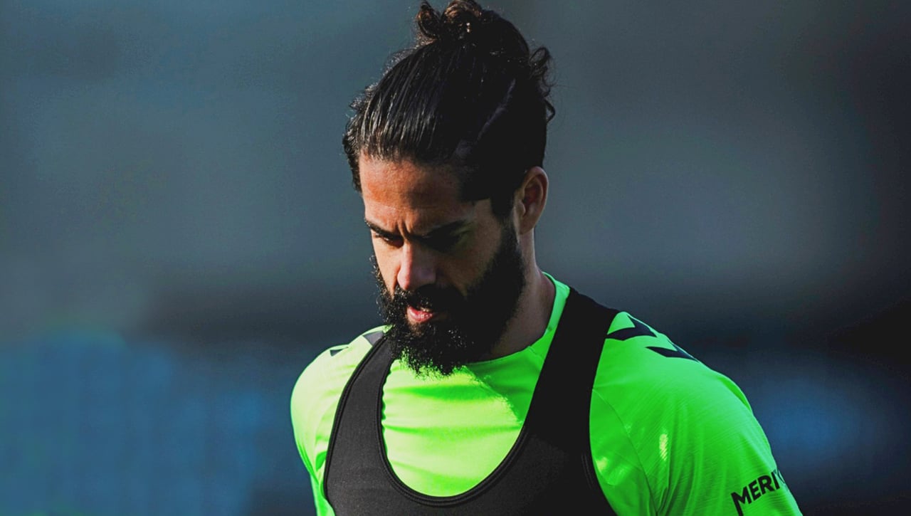 Isco regresa con un aviso al Barça 