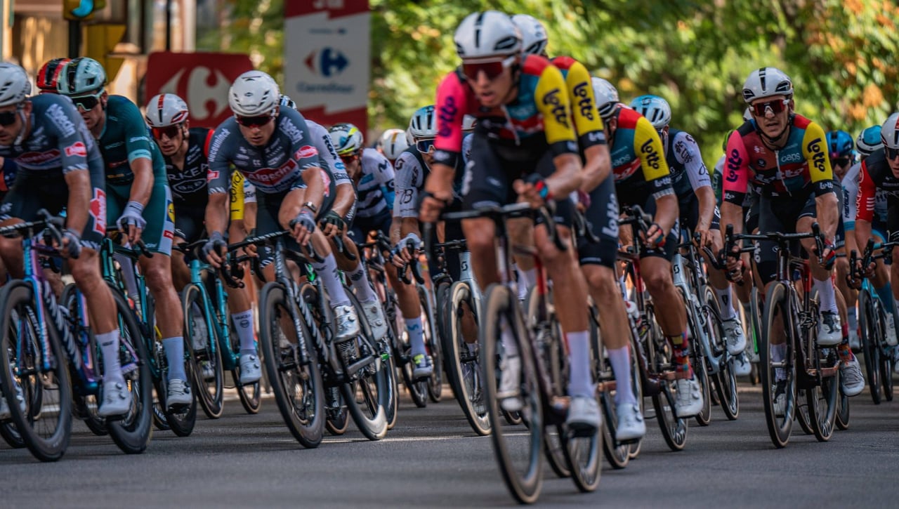 Vuelta a España 2025 | Etapa 15, recorrido, perfil, horarios y donde ver en TV hoy la etapa entre Vegadeo y Monforte de Lemos