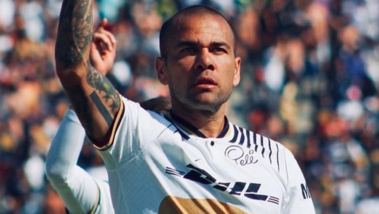 Otro palo para Dani Alves: la millonaria indemnización que le piden