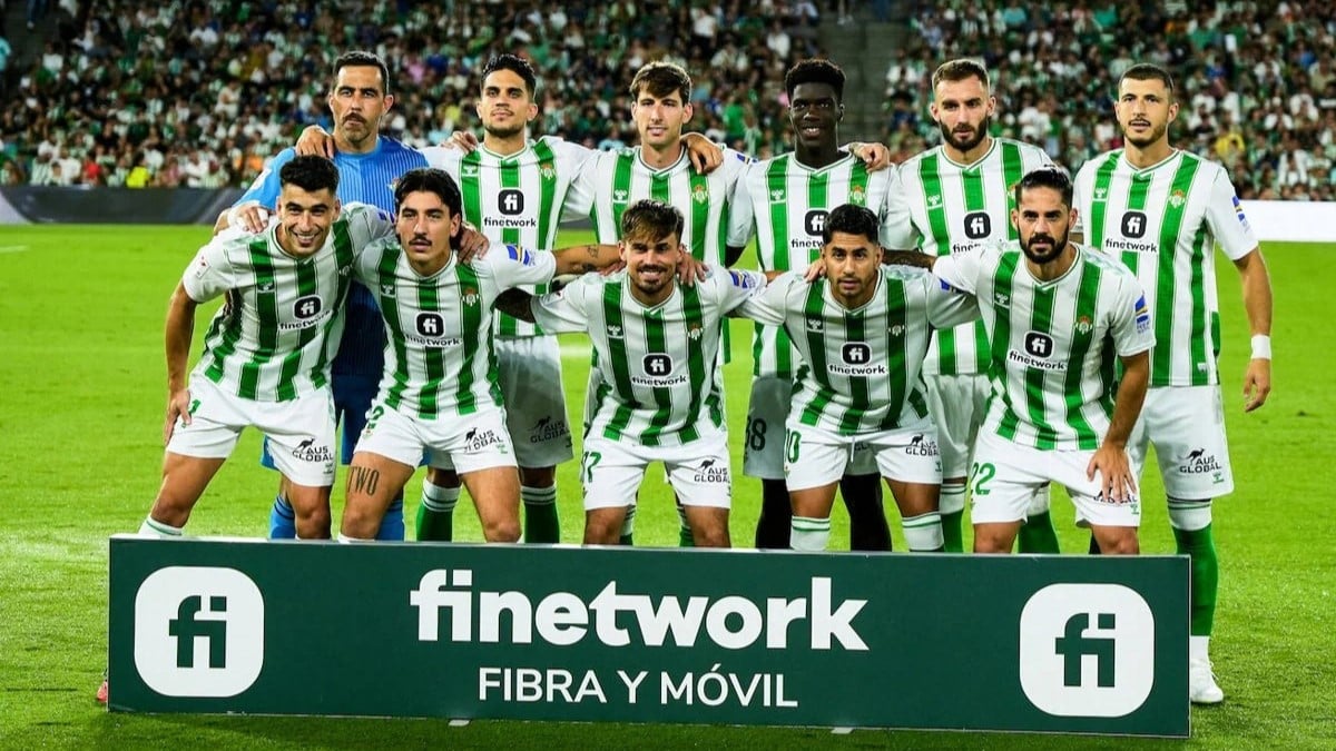 Dos jugadores del Betis, candidatos al mejor once de la temporada