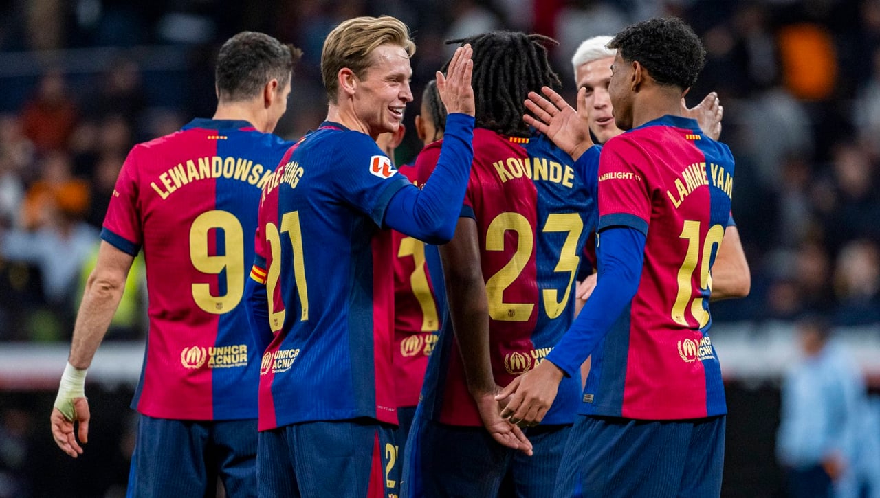 Los jugadores del Barcelona dan un paso al frente