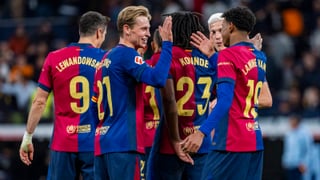 Los jugadores del Barcelona dan un paso al frente