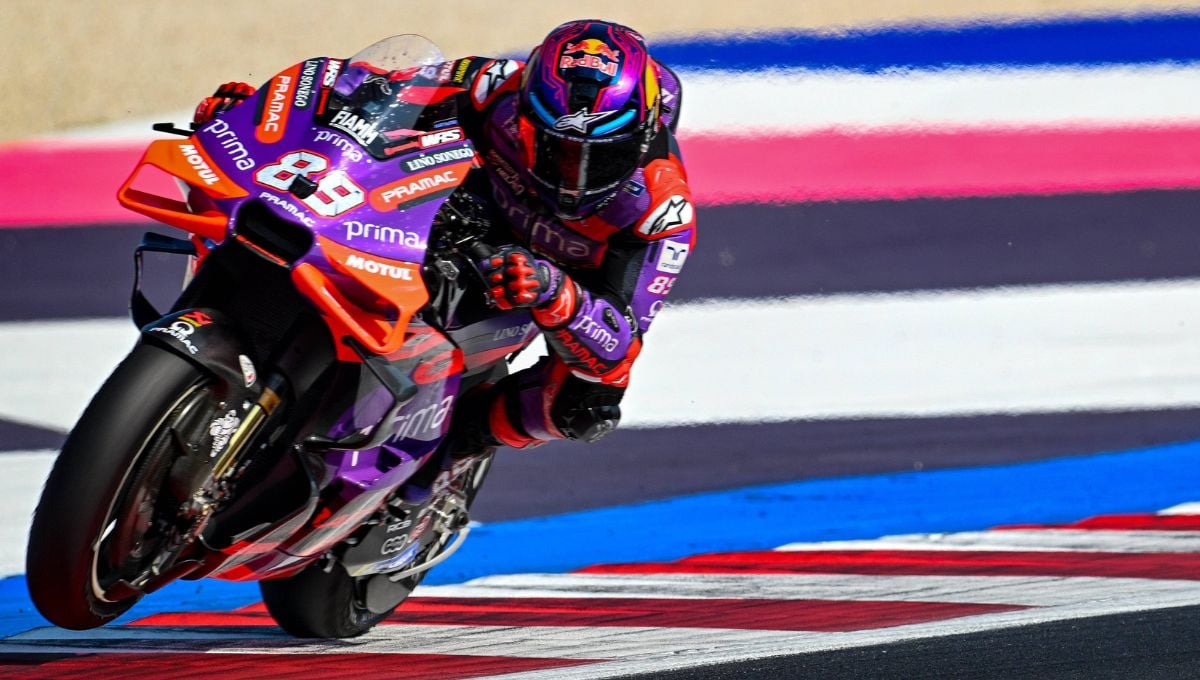 Jorge Martín sale vivo de la encerrona de Misano