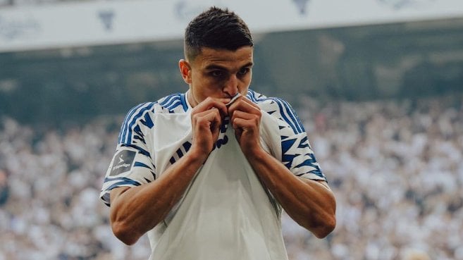 Elyounoussi lanza un aviso al Betis