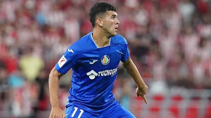 Carles Aleñá desvela lo que le pide Bordalás, responde a Pellegrini y carga contra Betis y Villarreal