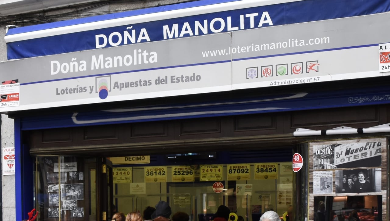 Desvelan la relación de Doña Manolita con Franco a un mes de la Lotería de Navidad