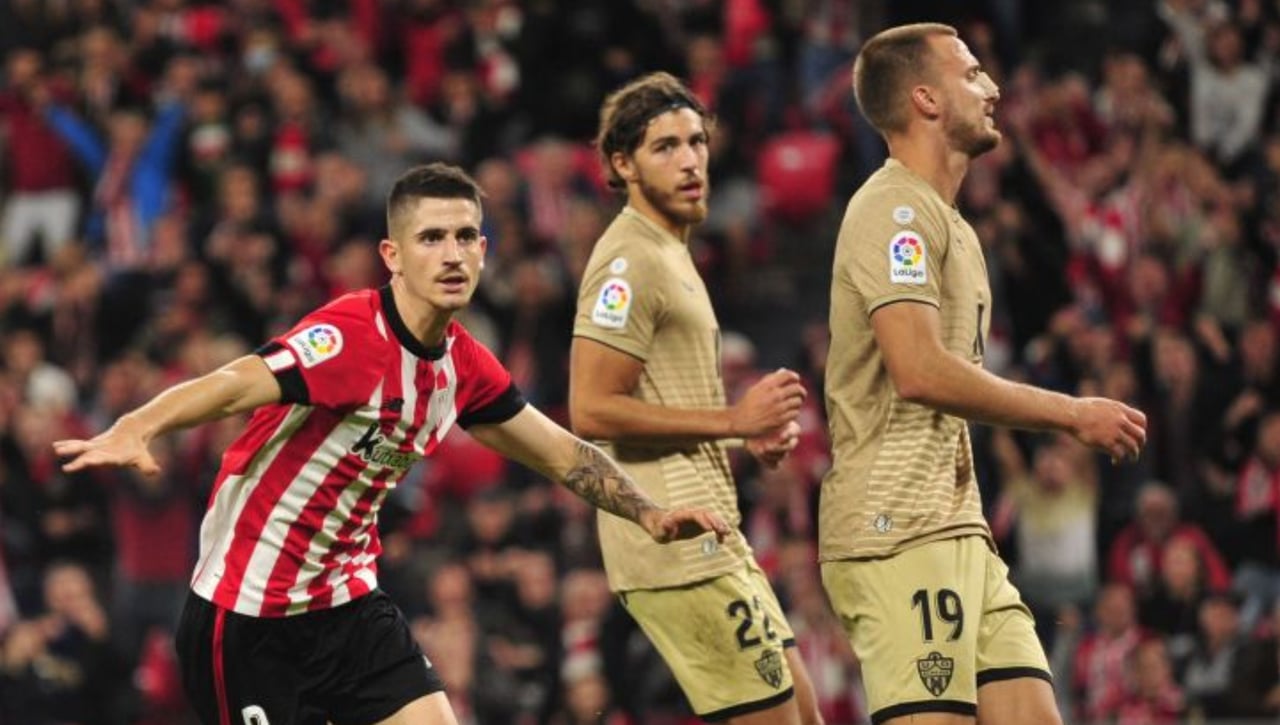 Rodrigo Ely entona el mea culpa en la derrota del Almería