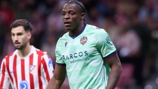 El Levante acelera el regreso de Etta Eyong tras la eliminación de Camerún